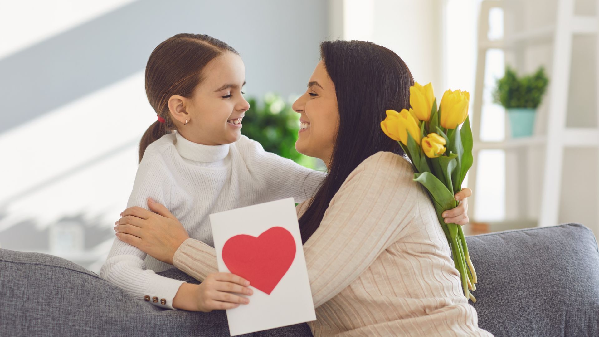 REGALA UN MASAJE ESPECIAL ESTE DIA DE LA MADRE